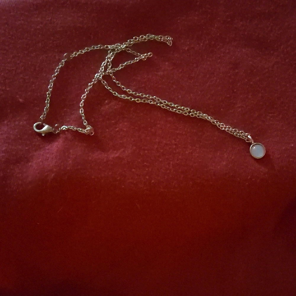 Elegant Silver Chain Necklace with White Pendant